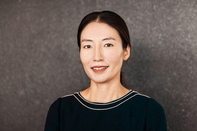Lady corporate headshot photograph