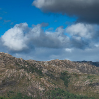 ©JNS / Pormenor da cadeia montanhosa no Parque Nacional da Penêda-Gerês junto a Vilarinho das Furnas