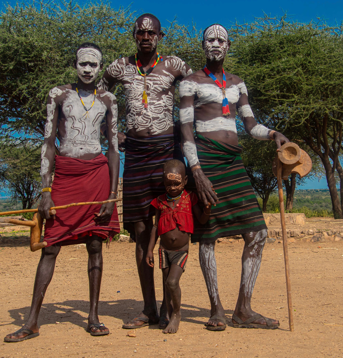Documentation of the Kara tribe aka the Kara tribe in Omo Valley, Ethiopia as documented by African documentary photographer from Nigeria Nwando Ebeledike