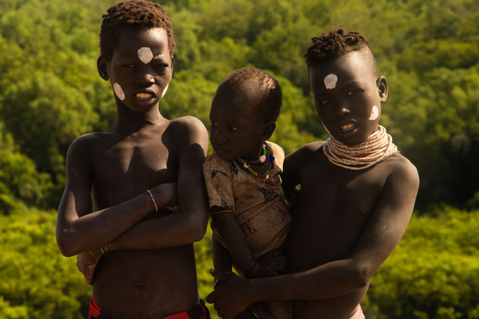 Documentation of the Kara tribe aka the Kara tribe in Omo Valley, Ethiopia as documented by African documentary photographer from Nigeria Nwando Ebeledike