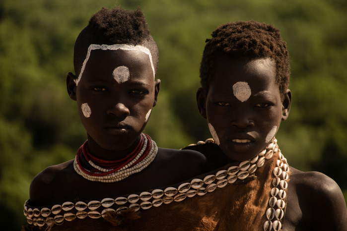 Documentation of the Kara tribe aka the Kara tribe in Omo Valley, Ethiopia as documented by African documentary photographer from Nigeria Nwando Ebeledike