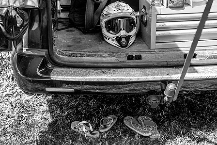 Janet Vermist Fotografie motorcross meisje kinderen sport grasbaan grasbaanrace 