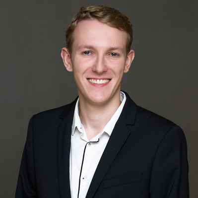Portrait pour CV et LinkedIn d'un étudiant à l'université de la Sorbonne Paris Nord