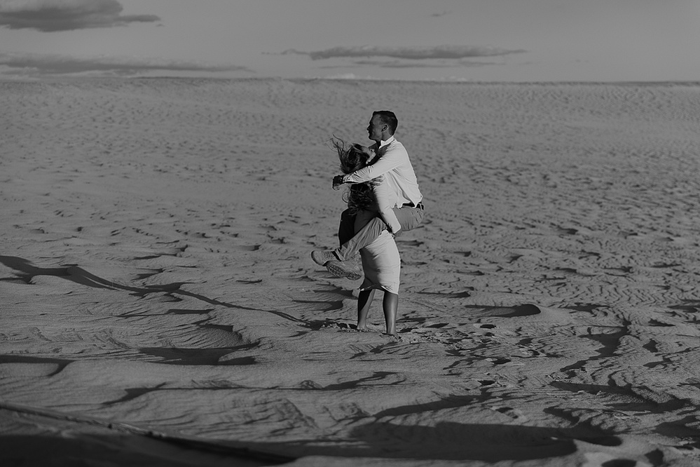 Portrait Photography by Cari Faye Antonovich in Casper, Wyoming, couples Photography by Cari Faye in Casper, Wyoming, engagement photography by Cari Faye in casper, wyoming, family photography by Cari Faye in casper, wyoming, seminoe sand dunes