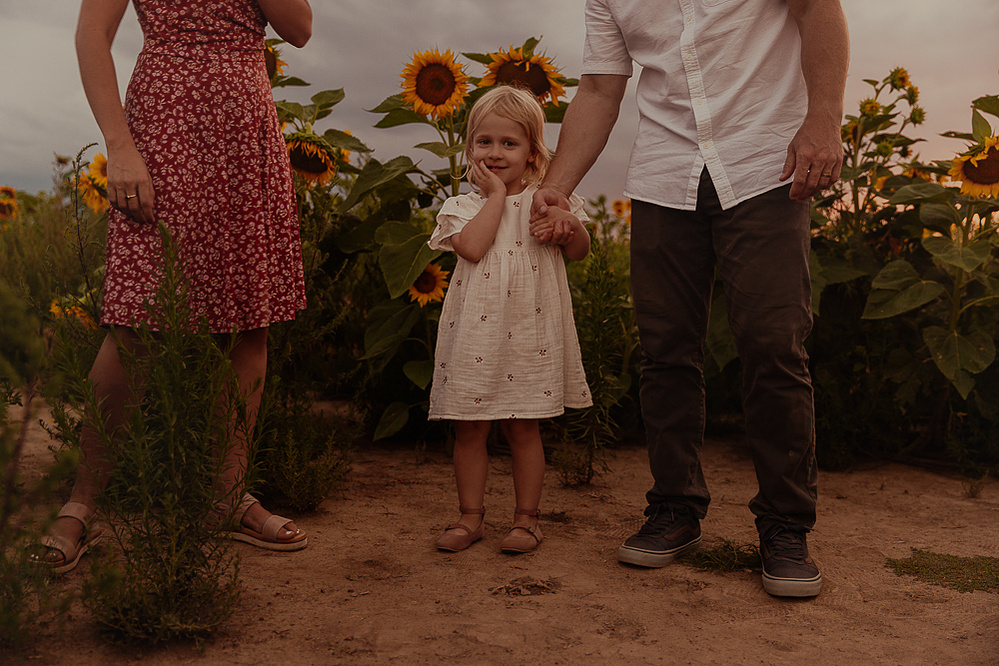 family portraits Casper Wyoming, Cari Faye Photography, photography Casper Wyoming, portrait photography Casper Wyoming, family photos Casper Wyoming, family portraits Denver Colorado, sunflower photos 