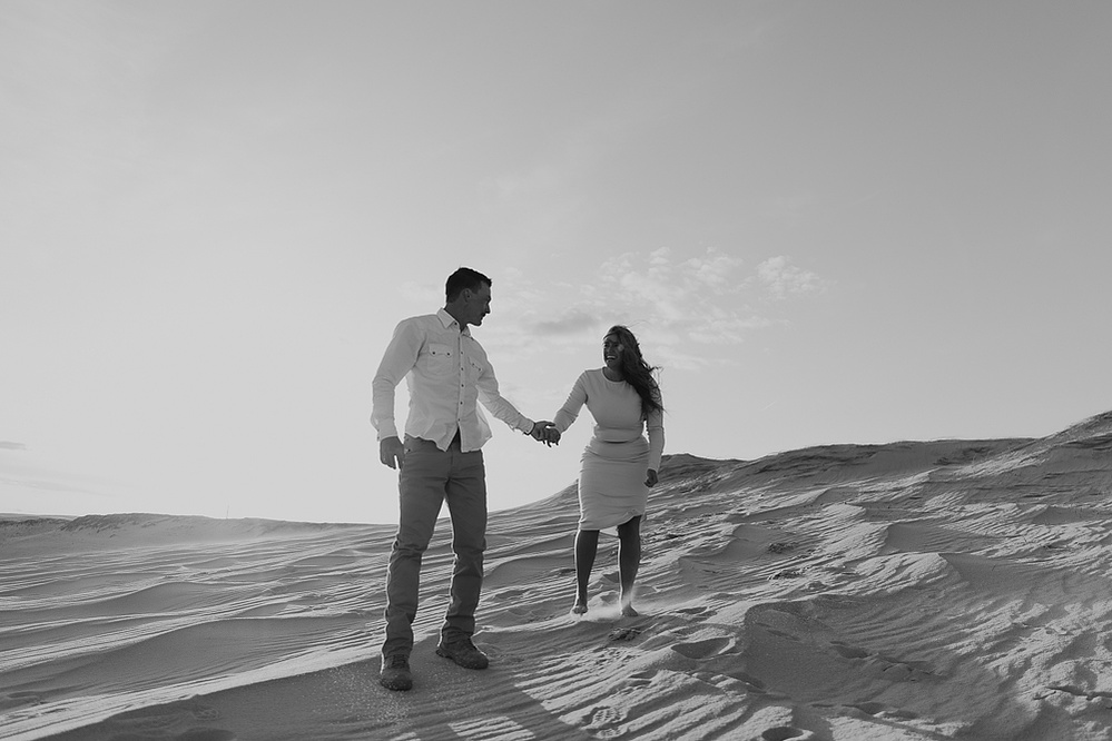 Portrait Photography by Cari Faye Antonovich in Casper, Wyoming, couples Photography by Cari Faye in Casper, Wyoming, engagement photography by Cari Faye in casper, wyoming, family photography by Cari Faye in casper, wyoming, seminoe sand dunes