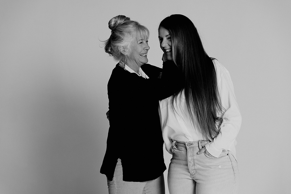 family photos Casper Wyoming, Casper Wyoming portrait photography, portrait studio Casper Wyoming, Douglas wyoming portraits, Glenrock wyoming family portraits, Dubois wyoming family portraits, Jackson wyoming family portraits, Cari Faye Antonovich,