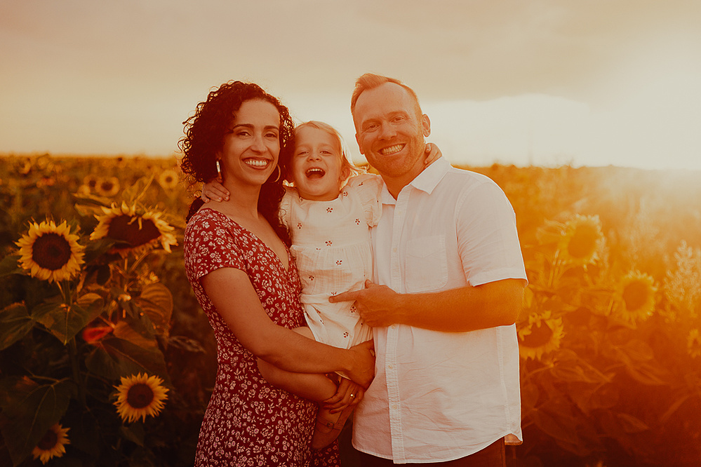 family portraits Casper Wyoming, Cari Faye Photography, photography Casper Wyoming, portrait photography Casper Wyoming, family photos Casper Wyoming, family portraits Denver Colorado, sunflower photos 