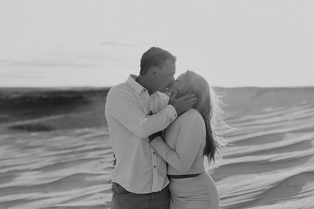 Portrait Photography by Cari Faye Antonovich in Casper, Wyoming, couples Photography by Cari Faye in Casper, Wyoming, engagement photography by Cari Faye in casper, wyoming, family photography by Cari Faye in casper, wyoming, seminoe sand dunes