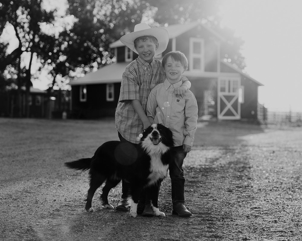 casper wyoming portrait photography, family portraits casper wyoming, wyoming portrait photography, the best portraits in wyoming, Cari Faye Photography, the white room studios