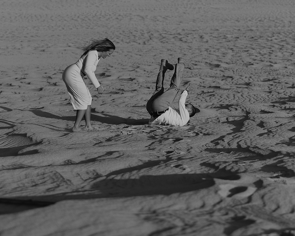 Portrait Photography by Cari Faye Antonovich in Casper, Wyoming, couples Photography by Cari Faye in Casper, Wyoming, engagement photography by Cari Faye in casper, wyoming, family photography by Cari Faye in casper, wyoming, seminoe sand dunes
