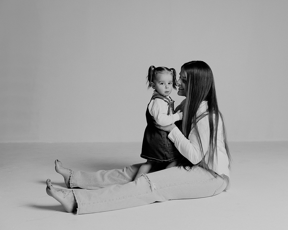family photos Casper Wyoming, Casper Wyoming portrait photography, portrait studio Casper Wyoming, Douglas wyoming portraits, Glenrock wyoming family portraits, Dubois wyoming family portraits, Jackson wyoming family portraits, Cari Faye Antonovich,
