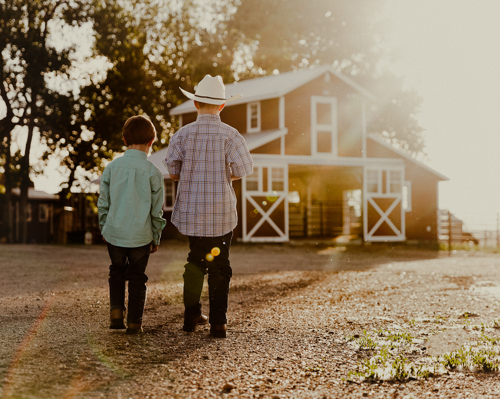 casper wyoming portrait photography, family portraits casper wyoming, wyoming portrait photography, the best portraits in wyoming, Cari Faye Photography, the white room studios