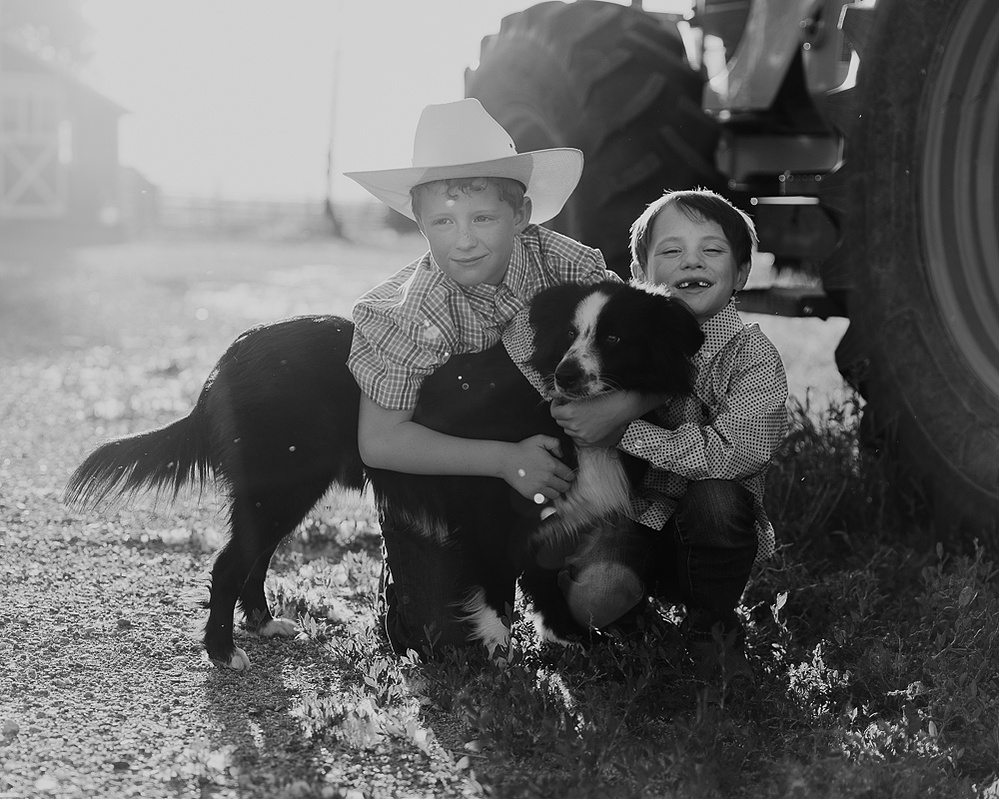 casper wyoming portrait photography, family portraits casper wyoming, wyoming portrait photography, the best portraits in wyoming, Cari Faye Photography, the white room studios