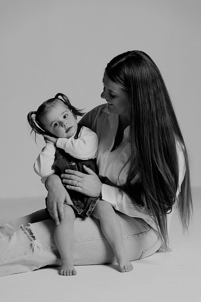 family photos Casper Wyoming, Casper Wyoming portrait photography, portrait studio Casper Wyoming, Douglas wyoming portraits, Glenrock wyoming family portraits, Dubois wyoming family portraits, Jackson wyoming family portraits, Cari Faye Antonovich,