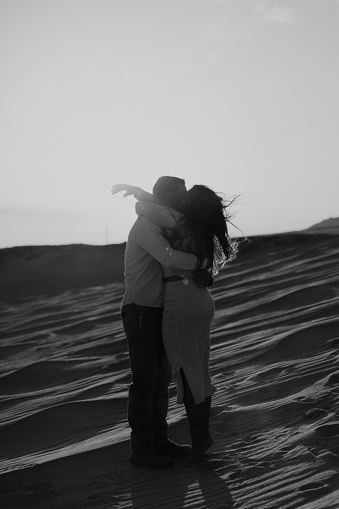 Portrait Photography by Cari Faye Antonovich in Casper, Wyoming, couples Photography by Cari Faye in Casper, Wyoming, engagement photography by Cari Faye in casper, wyoming, family photography by Cari Faye in casper, wyoming, seminoe sand dunes