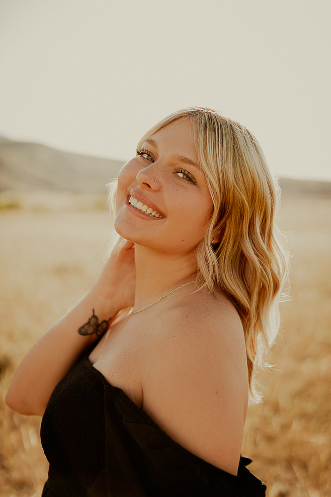 senior portraits Casper Wyoming, portrait photography Casper Wyoming, Cari Faye photography, fun portraits Casper Wyoming, unique senior portraits Casper Wyoming, senior portraits Douglas wyoming, senior portraits Glenrock wyoming
