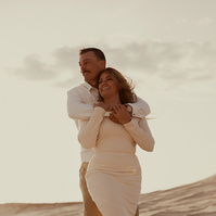 Portrait Photography by Cari Faye Antonovich in Casper, Wyoming, couples Photography by Cari Faye in Casper, Wyoming, engagement photography by Cari Faye in casper, wyoming, family photography by Cari Faye in casper, wyoming, seminoe sand dunes
