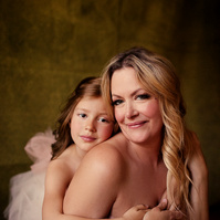 Family portraits Casper Wyoming, mother daughter photos Casper Wyoming, Casper Wyoming portrait photographer, portrait photography Casper Wyoming, portrait studio Casper Wyoming, family portraits Douglas wyoming, family portraits Glenrock wyoming