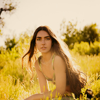 portrait photography Casper Wyoming, senior portraits Casper Wyoming, unique portraits Casper Wyoming, Cari Faye Photography, Cari Faye Antonovich, the white room studios, the best senior portraits Casper Wyoming, portrait studio Casper Wyoming 