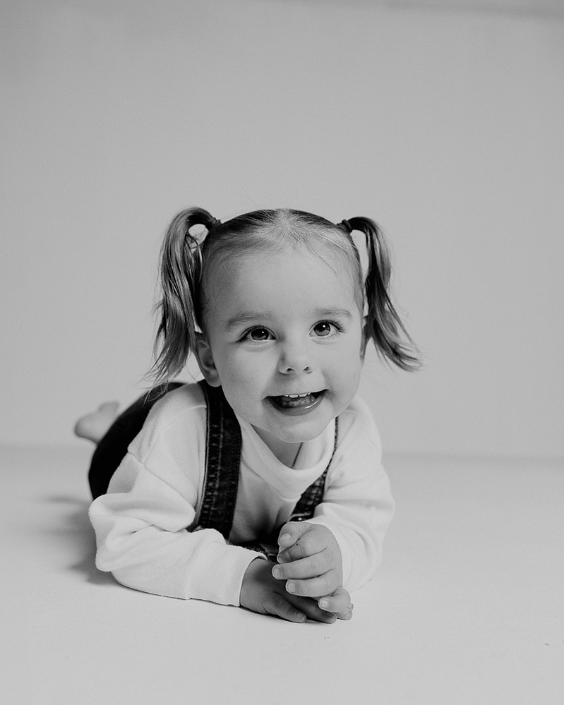 family photos Casper Wyoming, Casper Wyoming portrait photography, portrait studio Casper Wyoming, Douglas wyoming portraits, Glenrock wyoming family portraits, Dubois wyoming family portraits, Jackson wyoming family portraits, Cari Faye Antonovich,