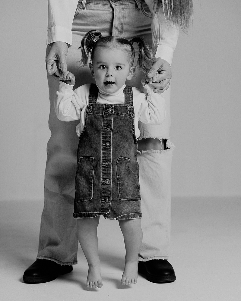 family photos Casper Wyoming, Casper Wyoming portrait photography, portrait studio Casper Wyoming, Douglas wyoming portraits, Glenrock wyoming family portraits, Dubois wyoming family portraits, Jackson wyoming family portraits, Cari Faye Antonovich,