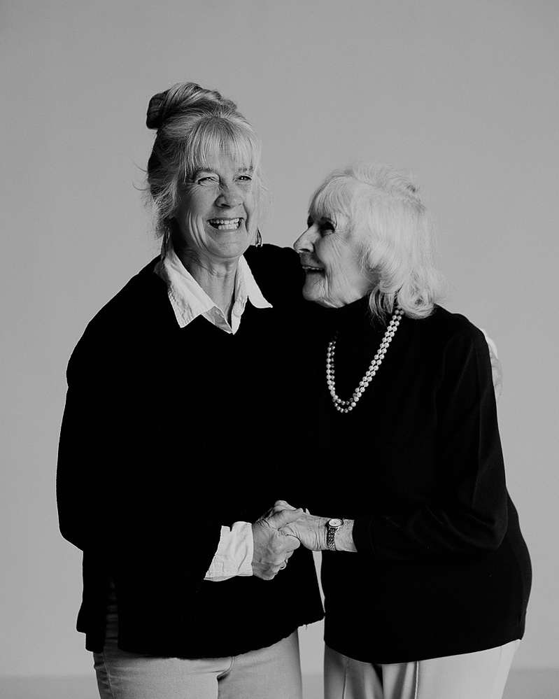 family photos Casper Wyoming, Casper Wyoming portrait photography, portrait studio Casper Wyoming, Douglas wyoming portraits, Glenrock wyoming family portraits, Dubois wyoming family portraits, Jackson wyoming family portraits, Cari Faye Antonovich,