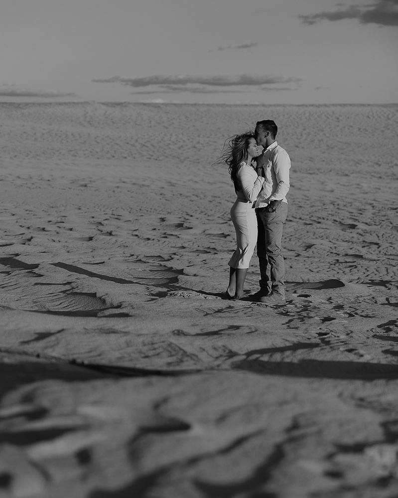Portrait Photography by Cari Faye Antonovich in Casper, Wyoming, couples Photography by Cari Faye in Casper, Wyoming, engagement photography by Cari Faye in casper, wyoming, family photography by Cari Faye in casper, wyoming, seminoe sand dunes