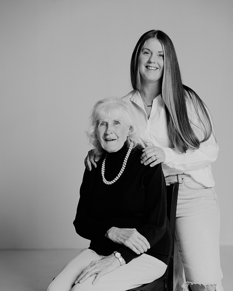 family photos Casper Wyoming, Casper Wyoming portrait photography, portrait studio Casper Wyoming, Douglas wyoming portraits, Glenrock wyoming family portraits, Dubois wyoming family portraits, Jackson wyoming family portraits, Cari Faye Antonovich,