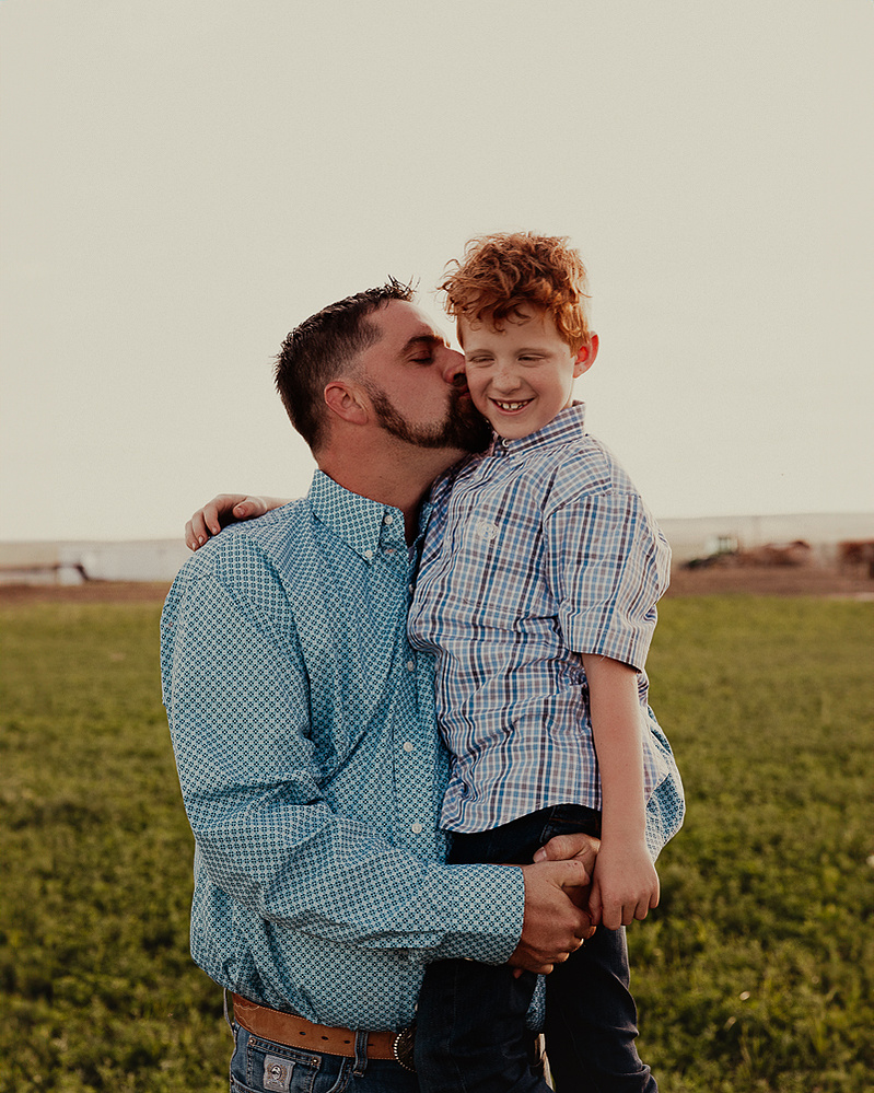 casper wyoming portrait photography, family portraits casper wyoming, wyoming portrait photography, the best portraits in wyoming, Cari Faye Photography, the white room studios