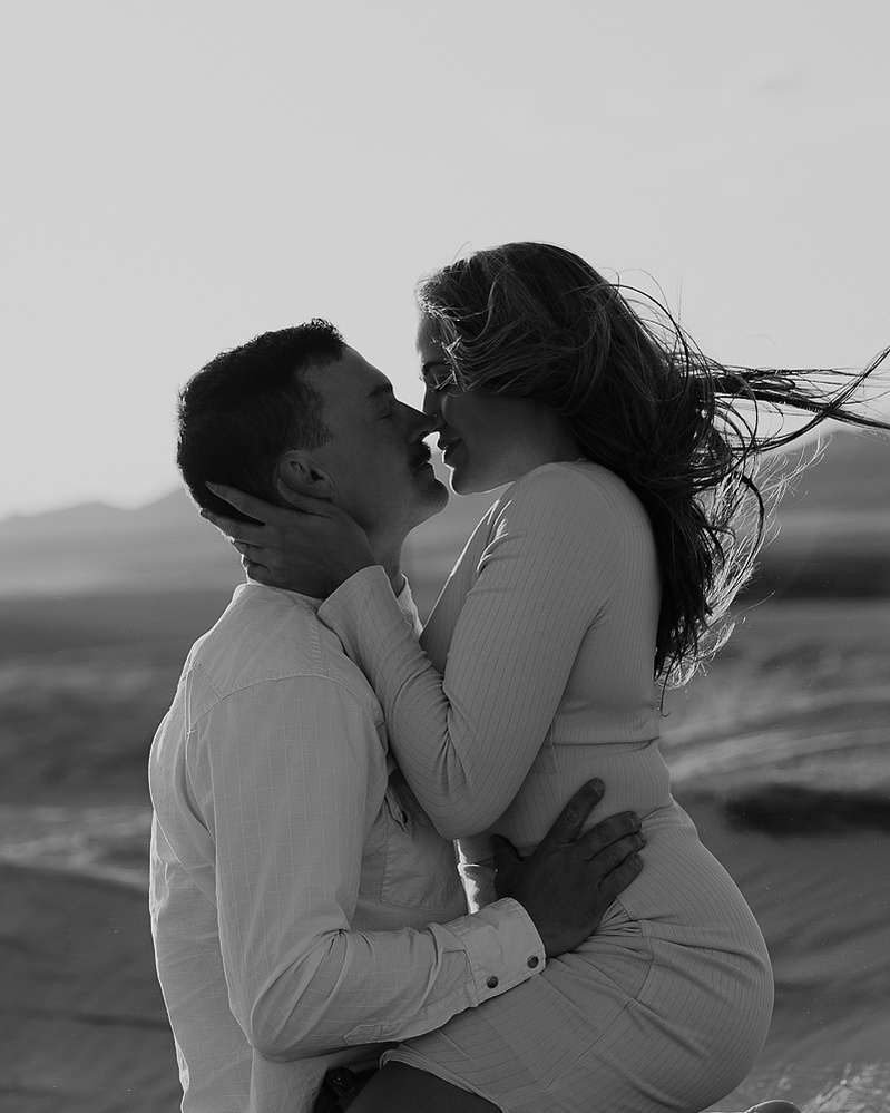 Portrait Photography by Cari Faye Antonovich in Casper, Wyoming, couples Photography by Cari Faye in Casper, Wyoming, engagement photography by Cari Faye in casper, wyoming, family photography by Cari Faye in casper, wyoming, seminoe sand dunes