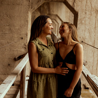Karli woodruff Natrona County high school senior portrait photography session photographed with her mom Kathy woodruff of casper wyoming by Cari Faye photography of Casper Wyoming mother daughter portraits