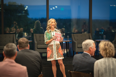 A close up of Laurie Baedke, a speaker, author and coach