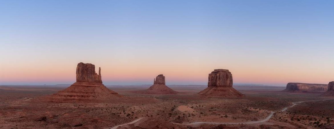 Monument Valley Buttes Sunset Panorama Desert