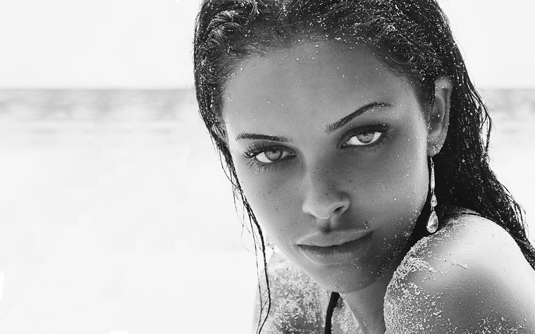 Nisrina Sbia model photographed by Sarah Terschegget on Bali Indonesia