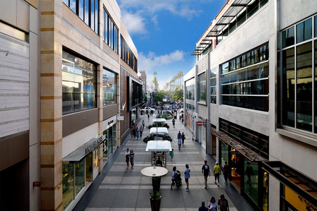 santa_monica_place_02