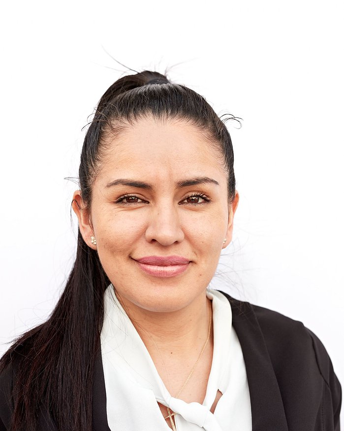 Mayra Mora on Myrtle ave , Ridgewood Queens
