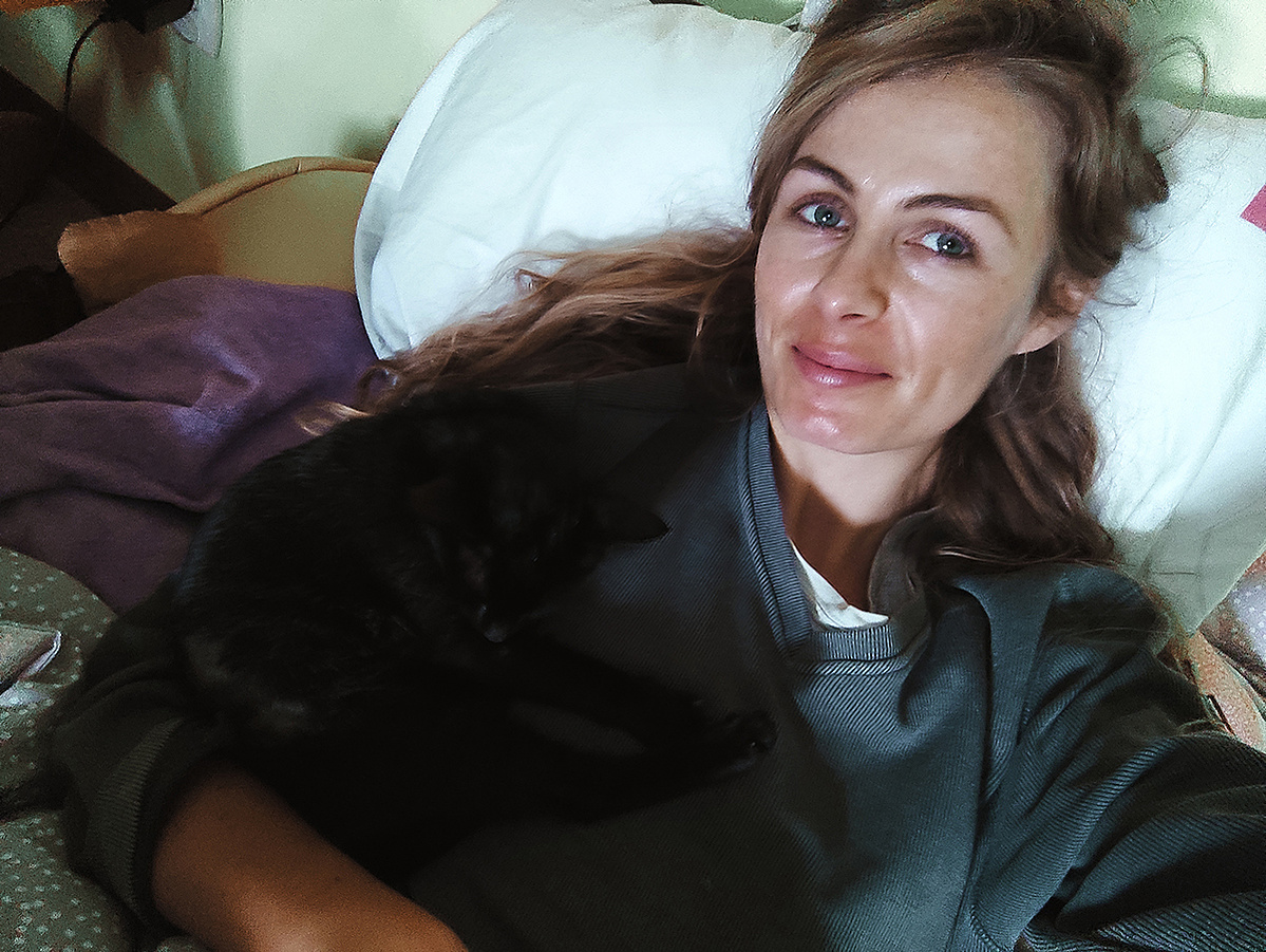 return-to-poland-with-a-cat-ola-mae-photography