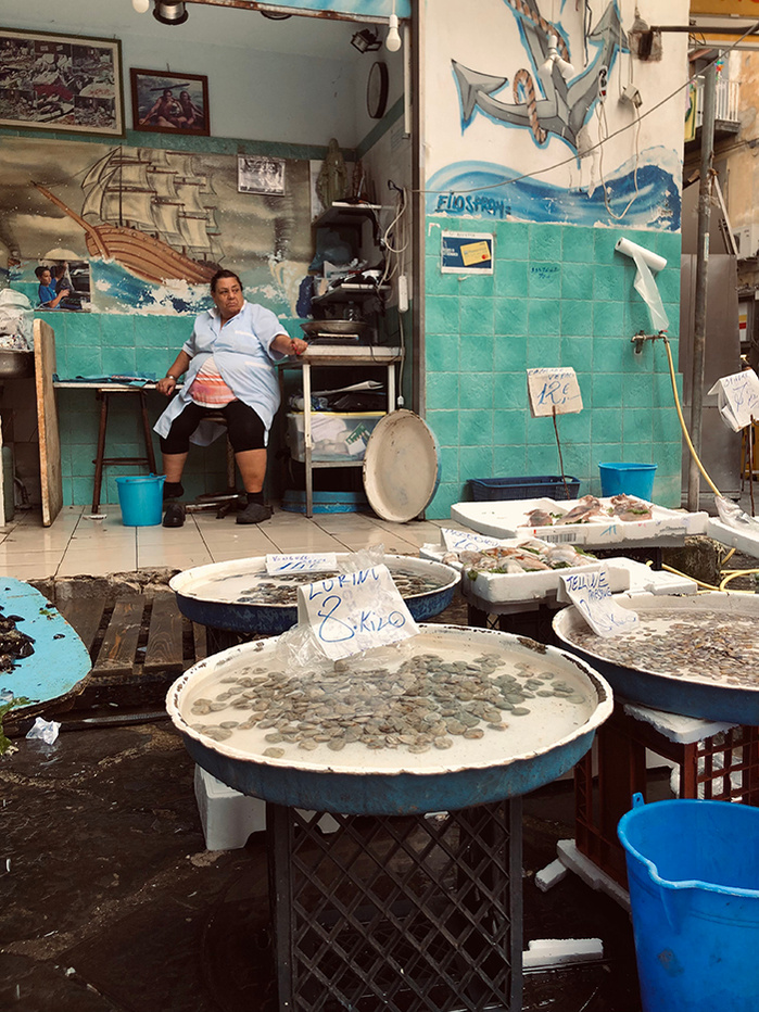 fish streets of napoli ola mae europe bike