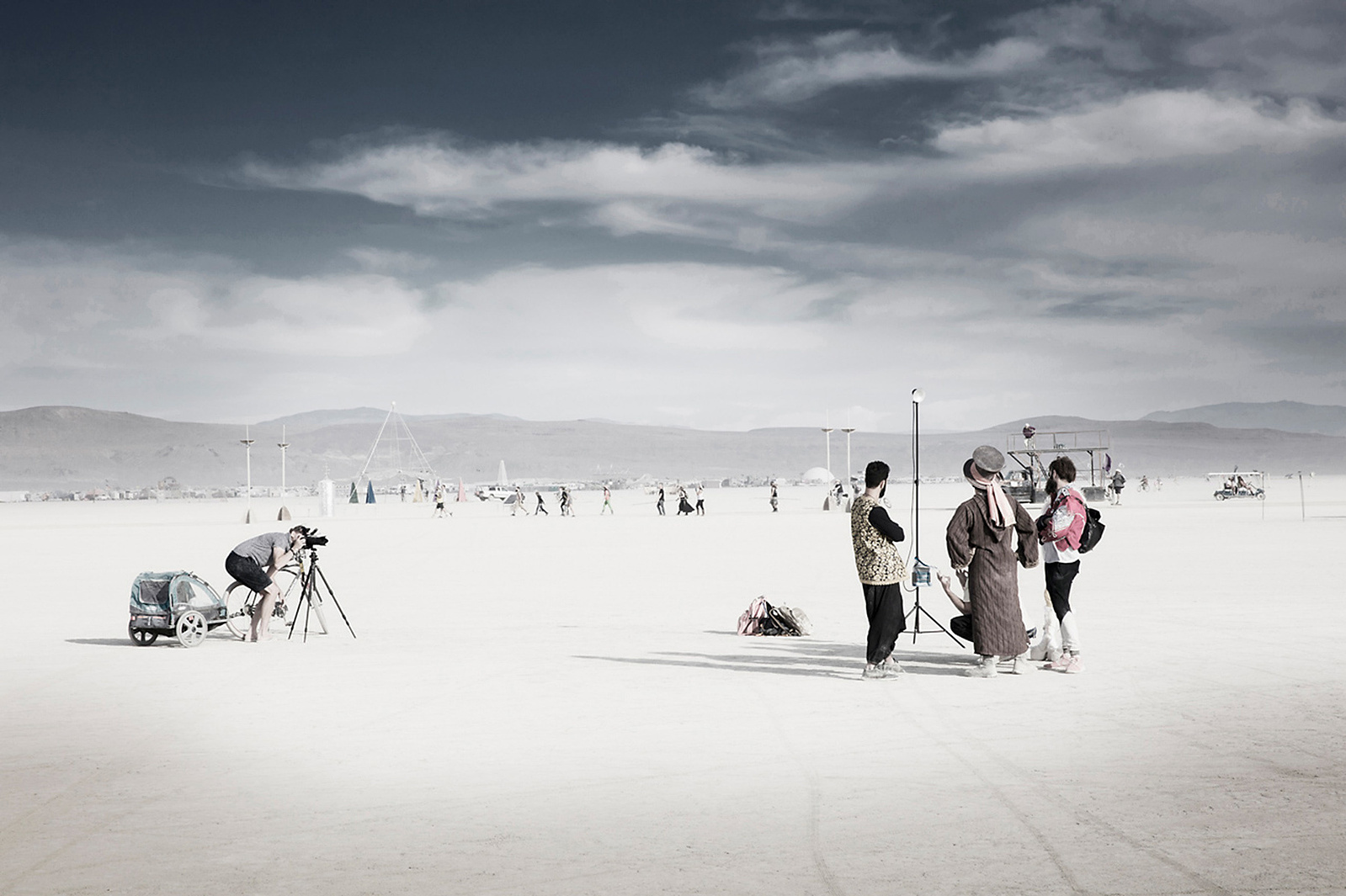 Reportage and editorial photographer on assignment at Burning Man. 