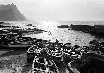 Travel photography Switzerland – Fisherman preparing his boat in the small harbour of Ponta do Sol, Santo Antāo, Cape Verde.