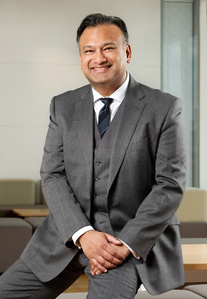 Corporate portrait for TAKEDA by Jean-Luc Grossmann, portrait photographer based in Zurich, Switzerland.