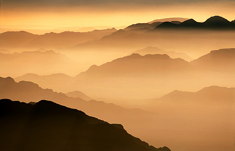 Namibian landscape – there is such magic in these hazy, dusty days!