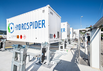 Professional photographer Switzerland – The green hydrogen ecosystem has been launched: Hydrospider delivers first container to St. Gallen.