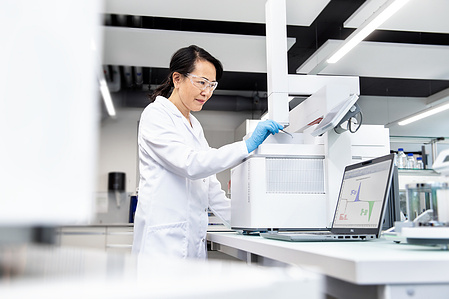 Pharmaceutical photography of person working in the laboratory in Zurich, Switzerland
