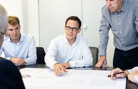 Editorial photography - corporate meeting