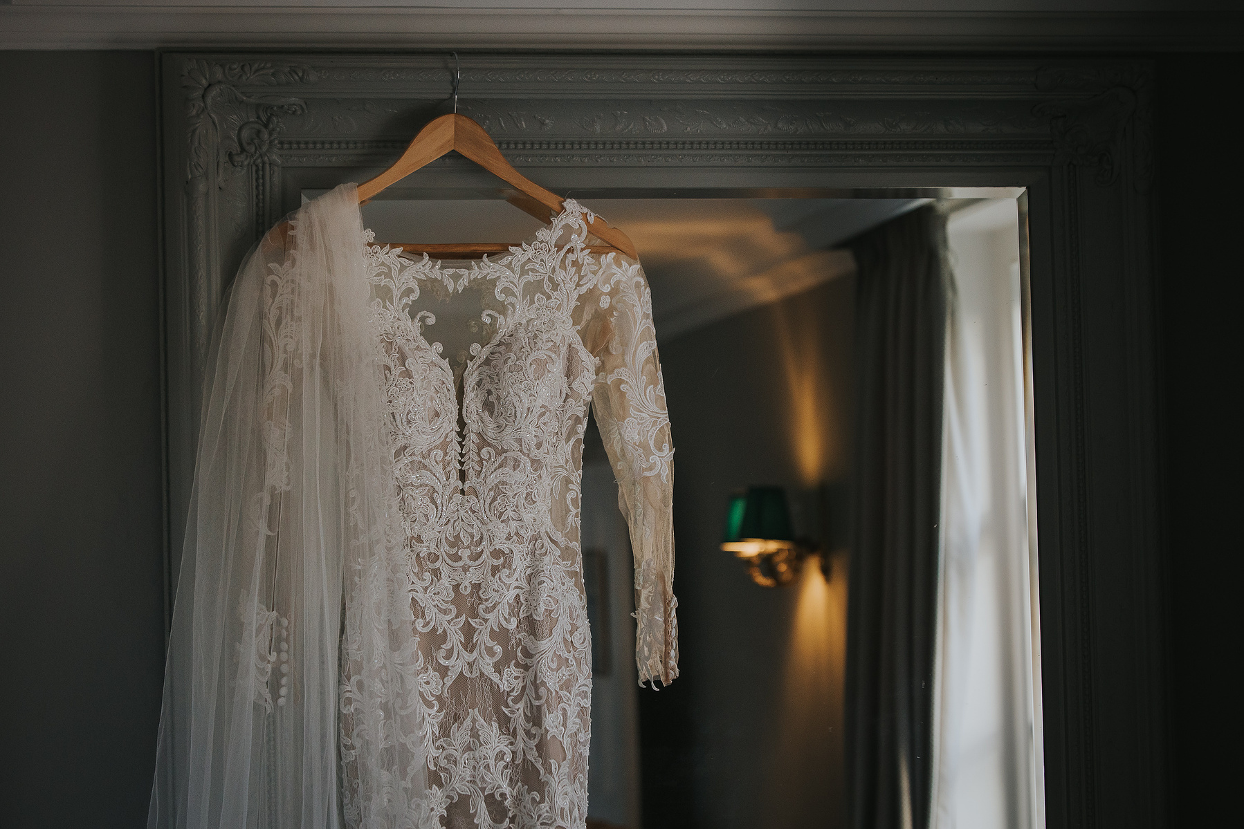 Wedding Dress-Christmas-Wedding Day-Norwood Park-Nottinghamshire- Bride and Groom