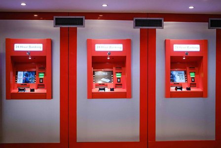 LAGOS, NGA - FEBRUARY 12, 2023: Empty ATM due to unavailability of new Naira notes. CREDIT: Taiwo Aina for The New York Times