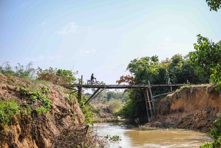 ENUGU, NG - January 24, 2023: Ongoing bridge construction in Aguiduma community in Nkanu East, Enugu, Nigeria. CREDIT: Taiwo Aina for Oxfam Novib
