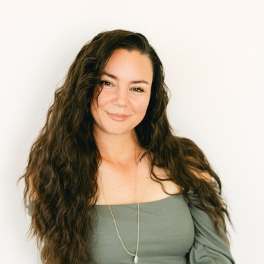 Biography Portrait of Mioara Dragan Photo by Natalie Stephenson, a lifestyle and motherhood photographer in Bend Oregon.